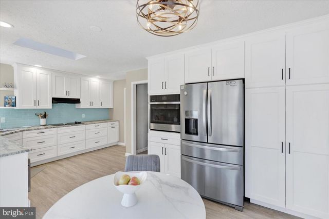 6967 FAIRWAY OAKS, Fayetteville, PA 17222