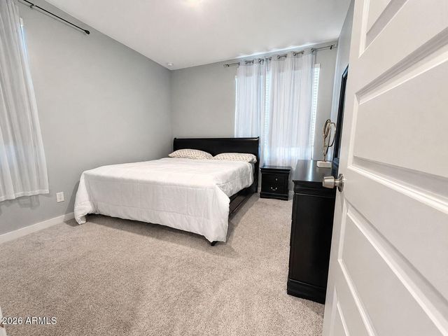 9444 W ROMA Avenue, Phoenix, AZ 85037