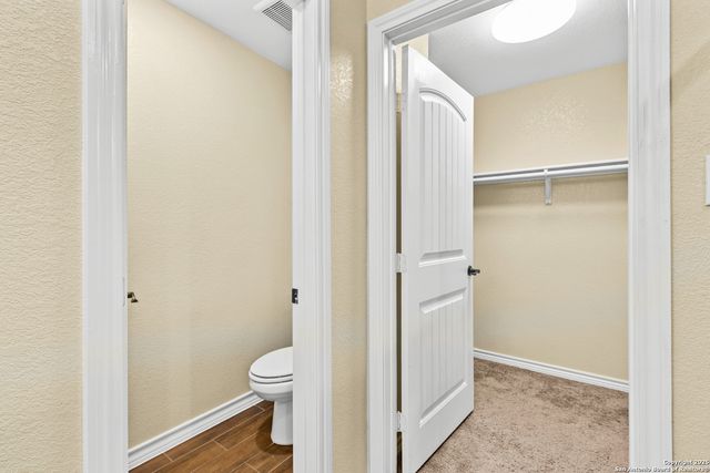 6610 woodstock, San Antonio, TX 78223