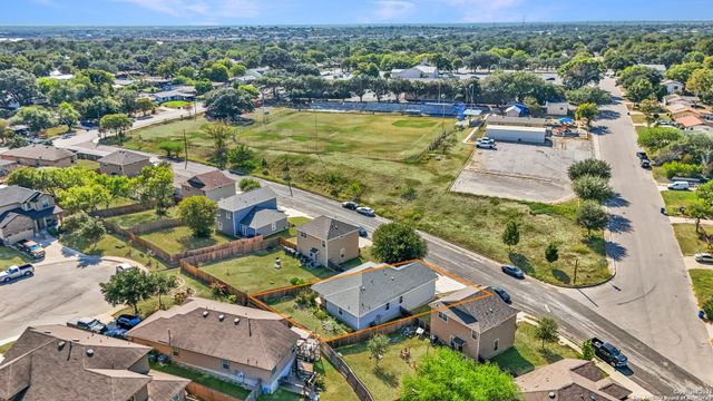 6610 woodstock, San Antonio, TX 78223