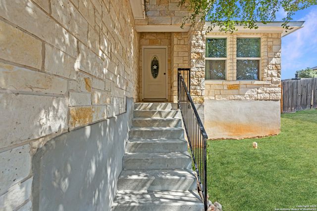 6610 woodstock, San Antonio, TX 78223