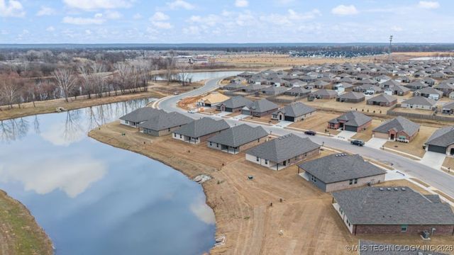 7530 E 156th Place S, Bixby, OK 74008