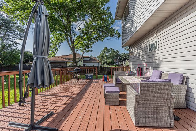 8820 Palisades Road, Burr Ridge, IL 60527