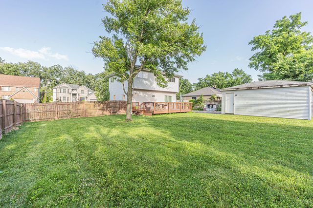 8820 Palisades Road, Burr Ridge, IL 60527