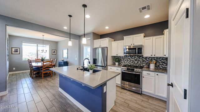 17887 W HIDDENVIEW Drive, Goodyear, AZ 85338