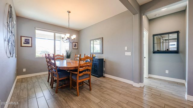 17887 W HIDDENVIEW Drive, Goodyear, AZ 85338