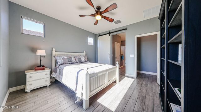 17887 W HIDDENVIEW Drive, Goodyear, AZ 85338