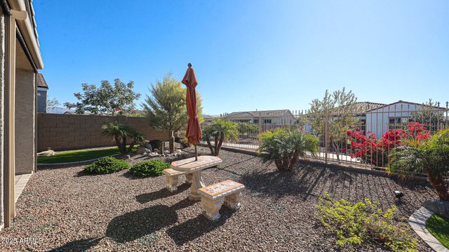 17887 W HIDDENVIEW Drive, Goodyear, AZ 85338