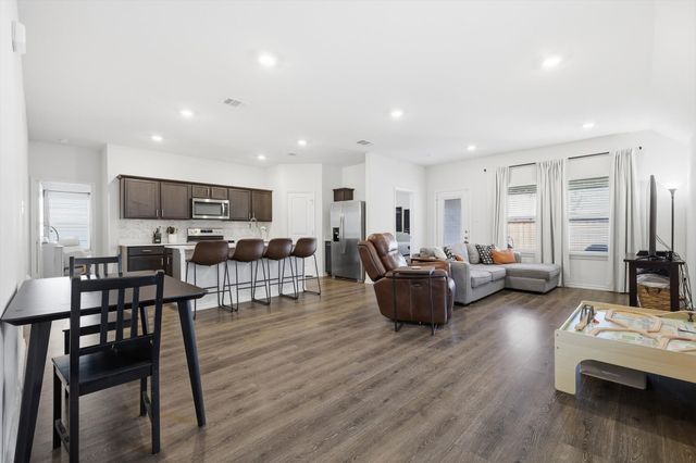 13117 Don Fisher Lane, Aubrey, TX 76227