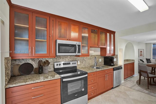 4350 W 11th Court 62, Hialeah, FL 33012