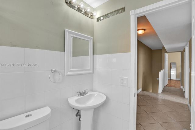 4350 W 11th Court 62, Hialeah, FL 33012