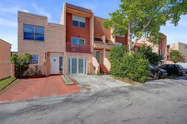4350 W 11th Court 62, Hialeah, FL 33012
