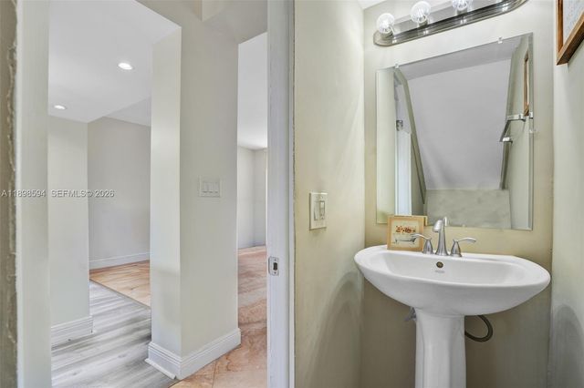 4350 W 11th Court 62, Hialeah, FL 33012