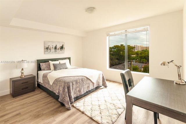 26 Santillane Ave 303, Coral Gables, FL 33134