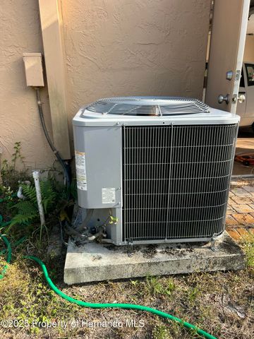 2441 Dustin Circle, Spring Hill, FL 34608