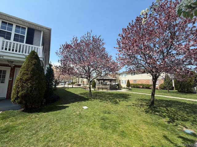 8296 Country Pointe Circle, Queens Village, NY 11427