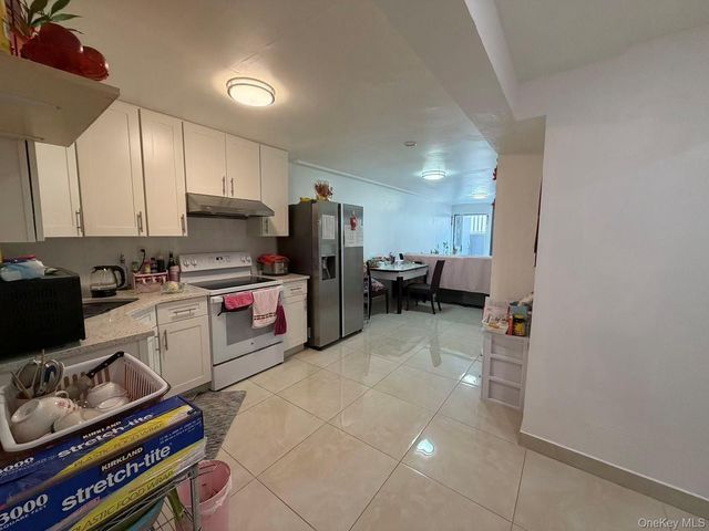 8296 Country Pointe Circle, Queens Village, NY 11427