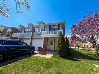 8296 Country Pointe Circle, Queens Village, NY 11427