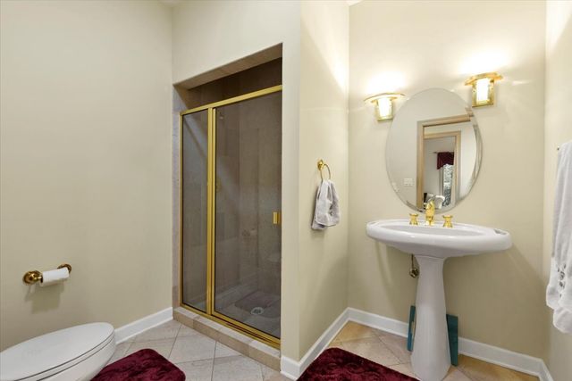 1922 Deercrest Lane, Northbrook, IL 60062