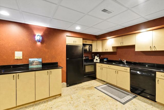 1922 Deercrest Lane, Northbrook, IL 60062