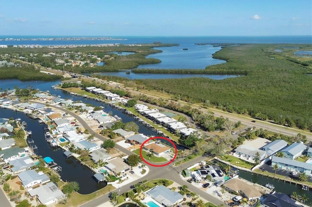 10304 SANDPIPER ROAD W, Bradenton, FL 34209