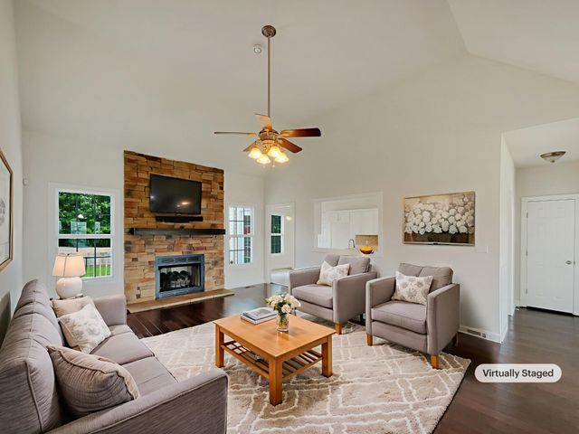 3545 Barkers Mill Rd, Clarksville, TN 37042