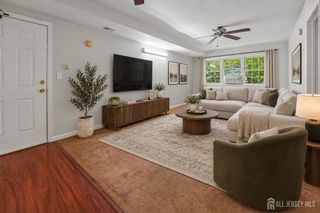 345 College Drive, Edison, NJ 08817