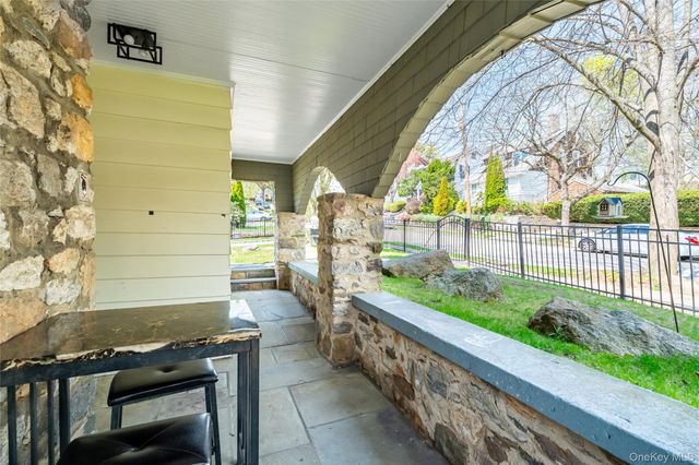 350 Hutchinson Boulevard, Mount Vernon, NY 10552