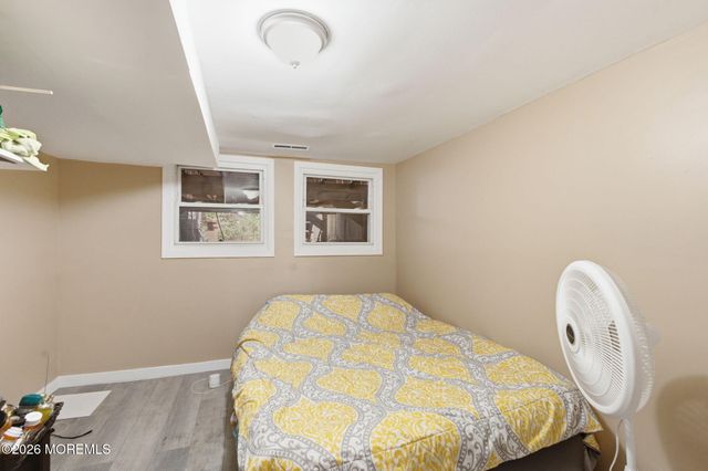 8 Van Nostrand Avenue, Jersey City, NJ 07305