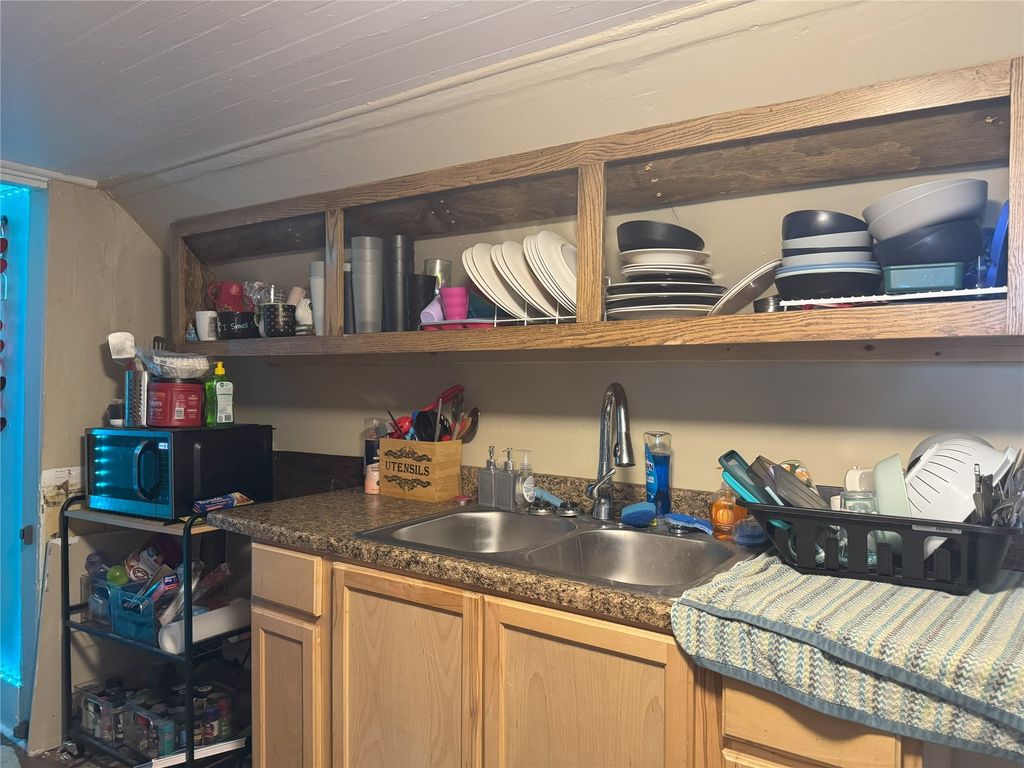 Image 21 of property listing at 716 7th Street N, Great Falls, MT 59401