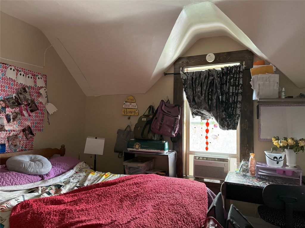 Image 25 of property listing at 716 7th Street N, Great Falls, MT 59401