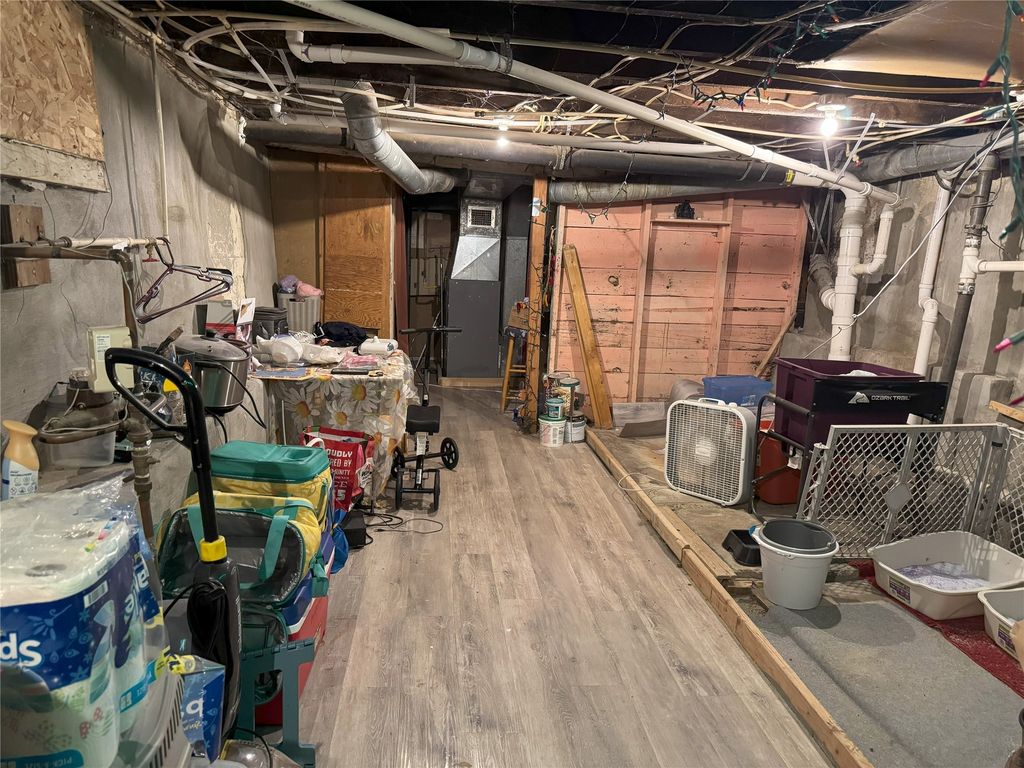 Image 27 of property listing at 716 7th Street N, Great Falls, MT 59401
