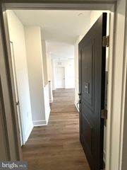 2203 PRINCE HALL DR, Pennington, NJ 08534