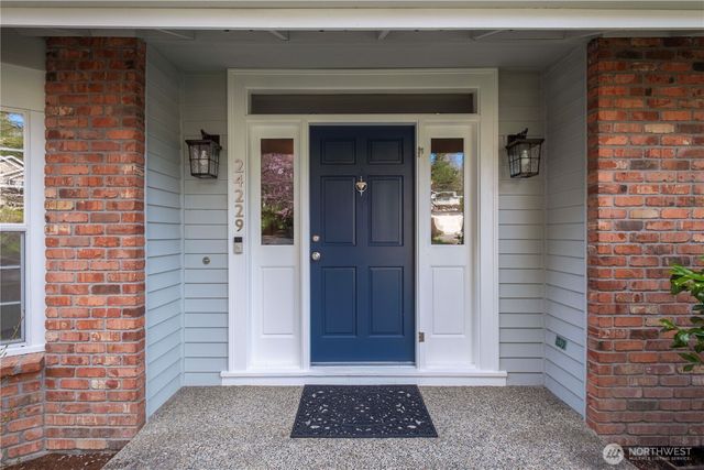 24229 NE 7th Place, Sammamish, WA 98074