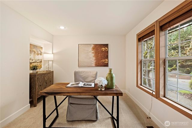 24229 NE 7th Place, Sammamish, WA 98074