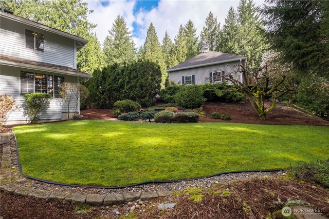 24229 NE 7th Place, Sammamish, WA 98074
