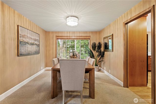 24229 NE 7th Place, Sammamish, WA 98074