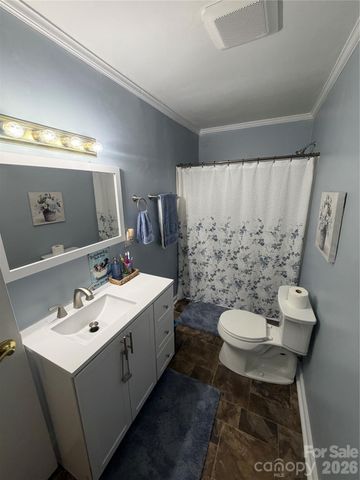 1104 Hillcrest Drive L 34, Cherryville, NC 28021