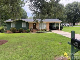 1104 Hillcrest Drive L 34, Cherryville, NC 28021