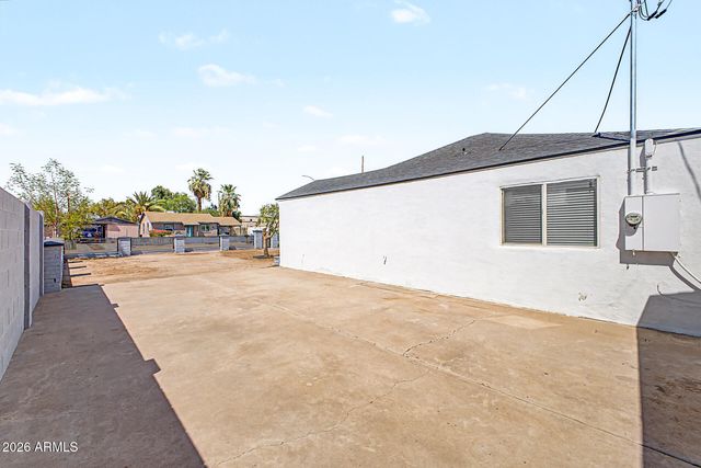 3809 E TAYLOR Street, Phoenix, AZ 85008
