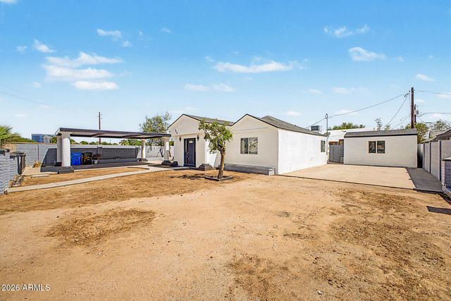 3809 E TAYLOR Street, Phoenix, AZ 85008