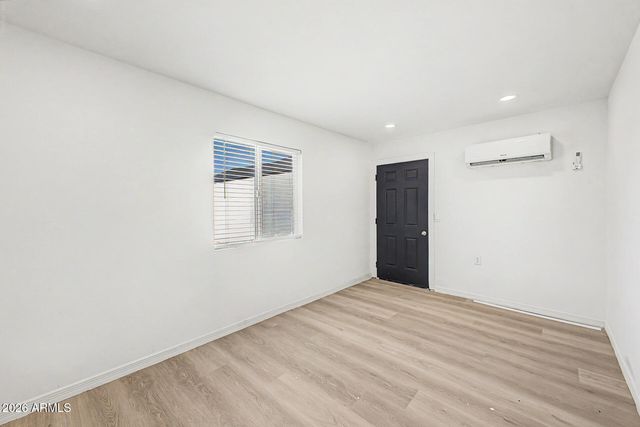 3809 E TAYLOR Street, Phoenix, AZ 85008