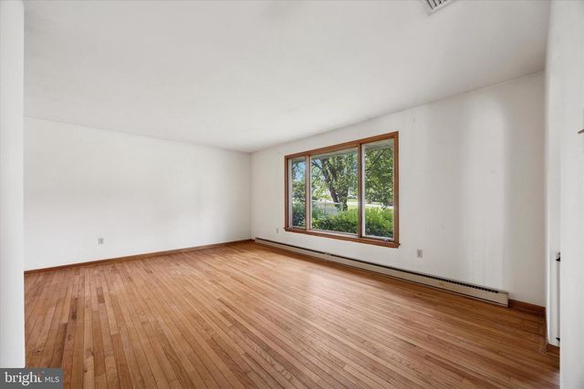 139 ROSSITER AVE, Phoenixville, PA 19460