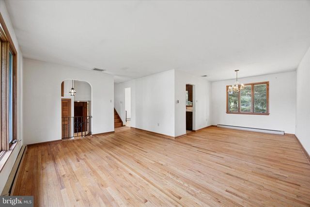 139 ROSSITER AVE, Phoenixville, PA 19460
