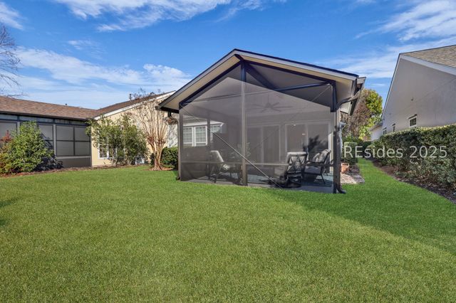 3 Clover Dr, Bluffton, SC 29909