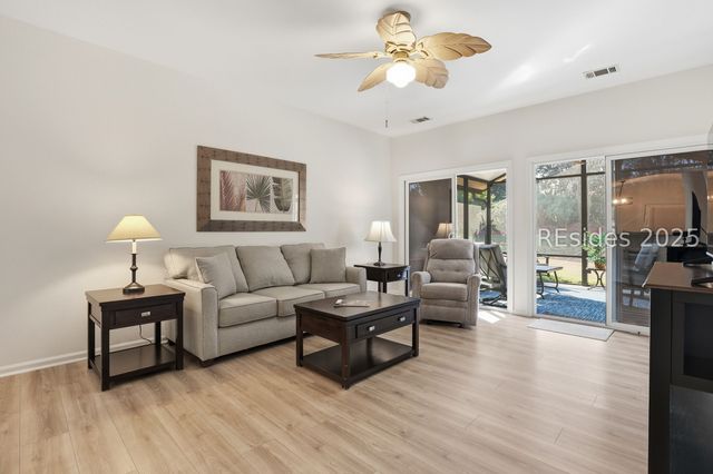 3 Clover Dr, Bluffton, SC 29909