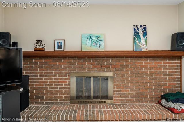 346 Folkstone Court, Troy, MI 48085
