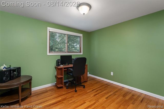 346 Folkstone Court, Troy, MI 48085