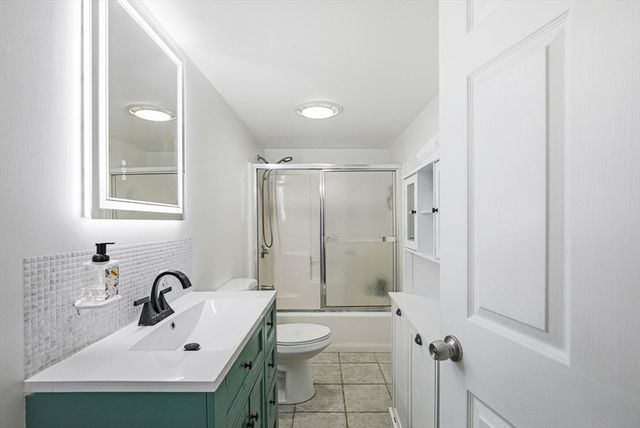 126 Ocean View Ave, Swansea, MA 02777