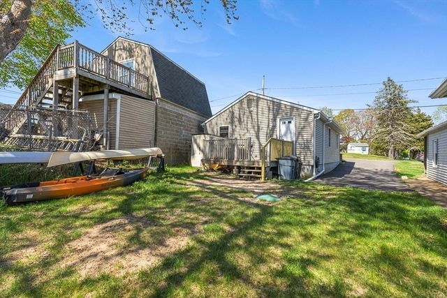 126 Ocean View Ave, Swansea, MA 02777